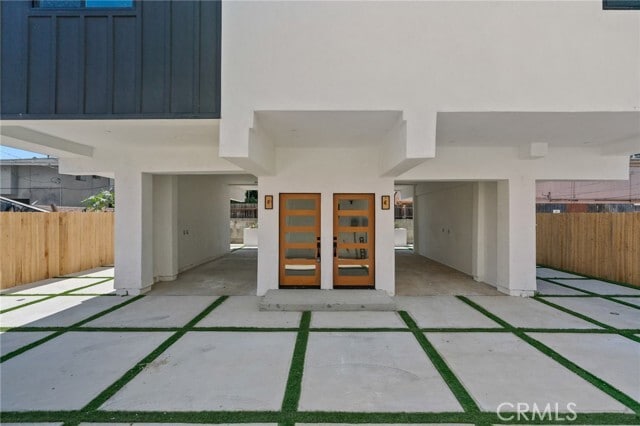 Building Photo - 2637 S Garth Ave