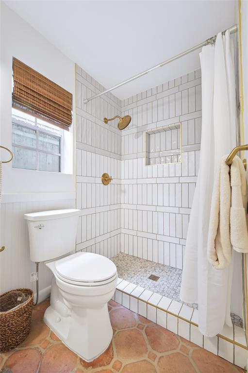 Building Photo - 1700 Houston St