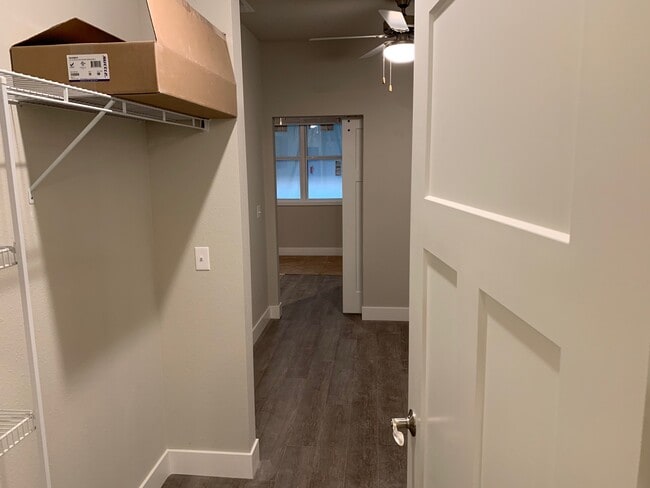 Interior Photo - 54 E John St