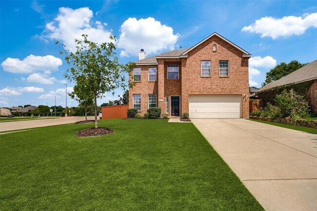 Primary Photo - 2201 Itasca Dr