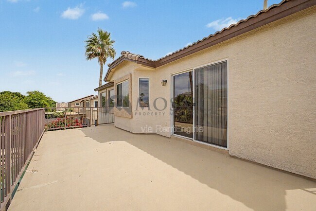 Building Photo - 3356 E Mayberry Ave