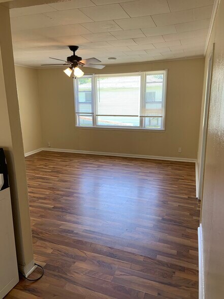 Building Photo - 29819 Meadow Dr