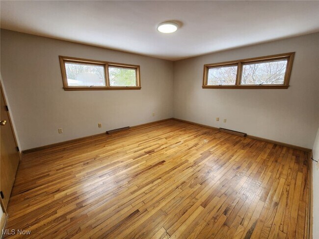 Building Photo - 23405 Ranch Rd