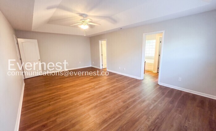 Building Photo - 113 Coldsprings Dr