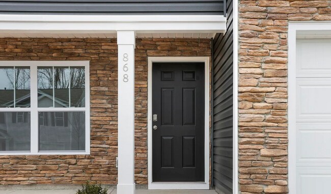 Building Photo - Brand New Spacious Home Move In Ready Now!