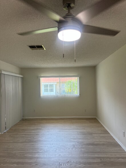 Building Photo - 2460 Northside Dr