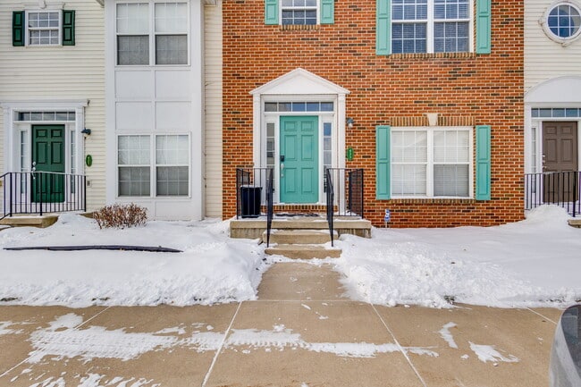 Building Photo - 433 Abbey St