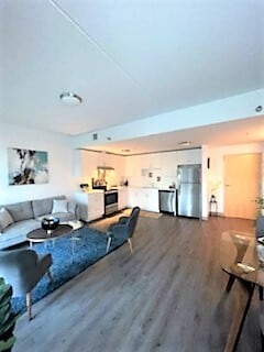 Building Photo - Elm 551 at Parkside