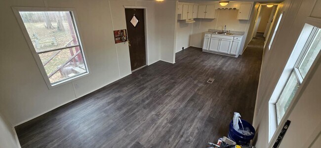 Building Photo - 8364 Cedar St