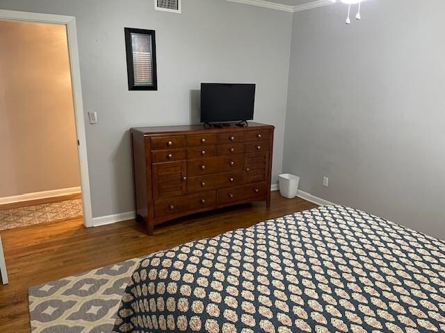 Building Photo - 2002 Greenwood Dr