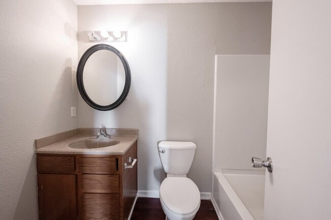 Building Photo - "Charming 4-Bedroom Home in Noblesville with Spacious 2,145 Sq Ft Layout!"