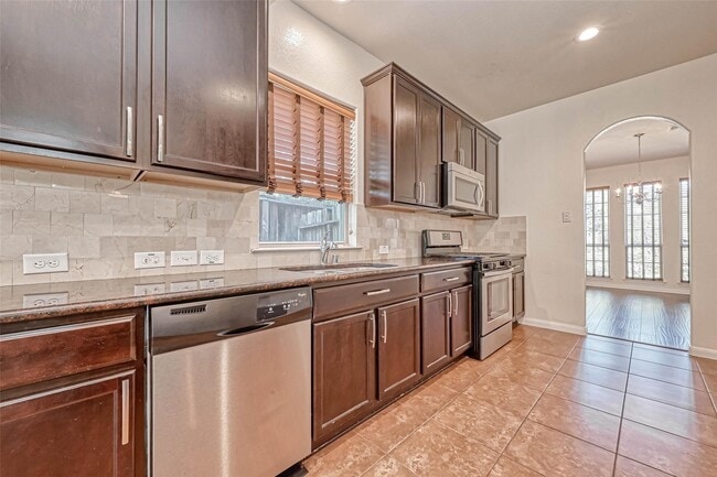 Building Photo - 20555 Bonds Creek Ln