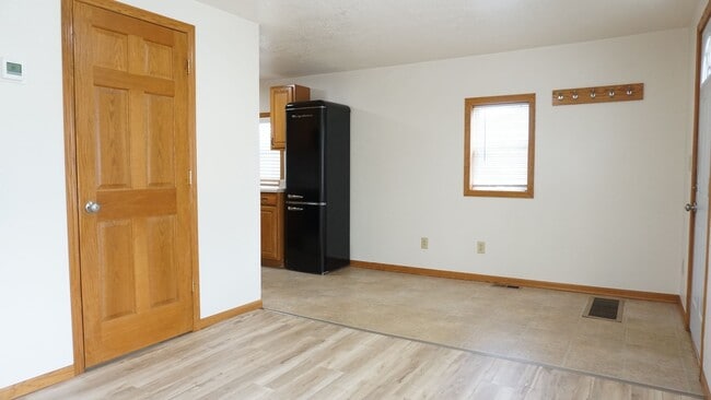 Building Photo - Cozy Home with 2-stall Shop/Garage and fenced yard