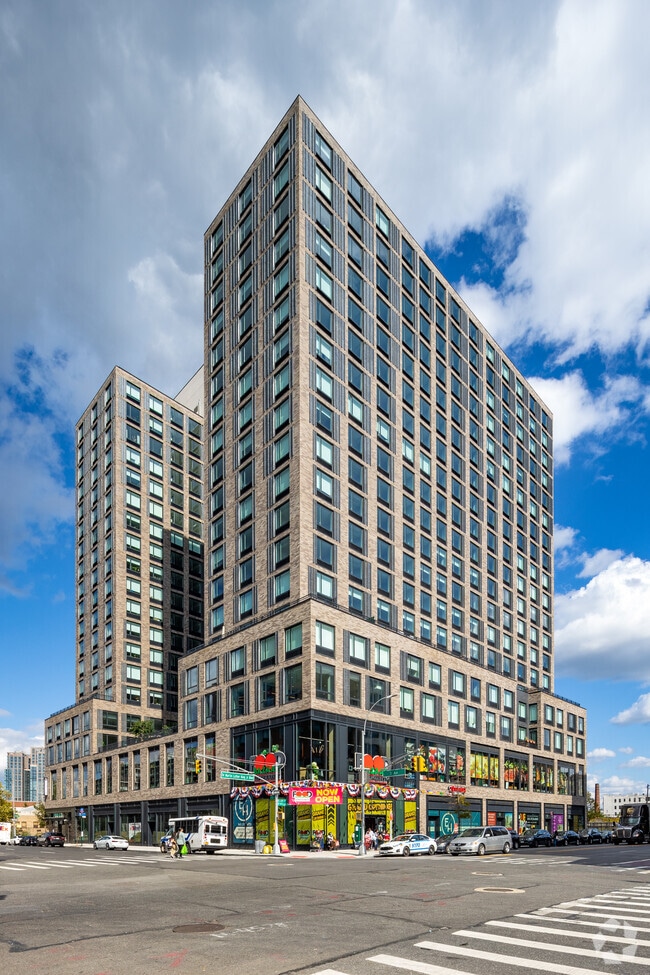 Building Photo - One East Harlem