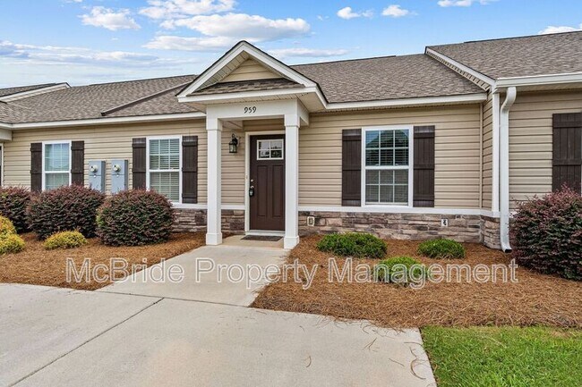 Building Photo - 959 Madrid Ct