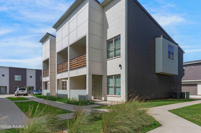 Building Photo - 102 Canvasback Dr