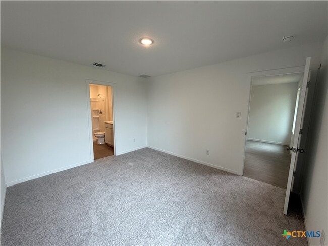 Building Photo - 130 Pastar Fls