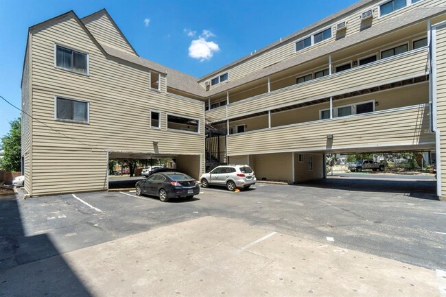 Primary Photo - 2510 San Gabriel St
