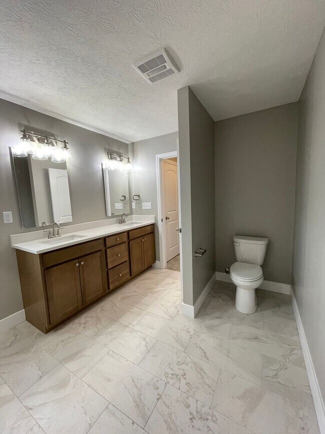 Building Photo - 4 Bedroom Single Family Home - WEST LAFAYETTE