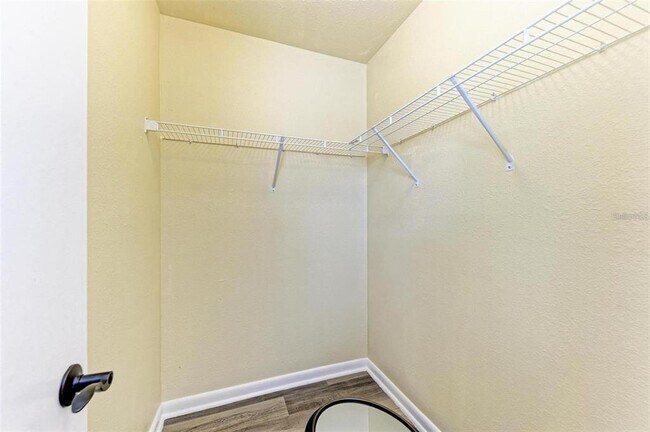 Building Photo - 7120 Elyton Dr