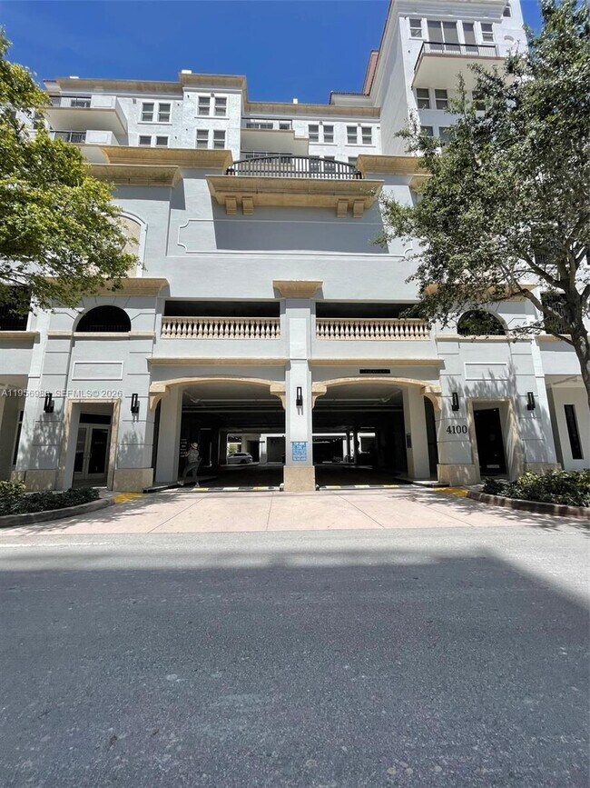 Building Photo - 4100 Salzedo St