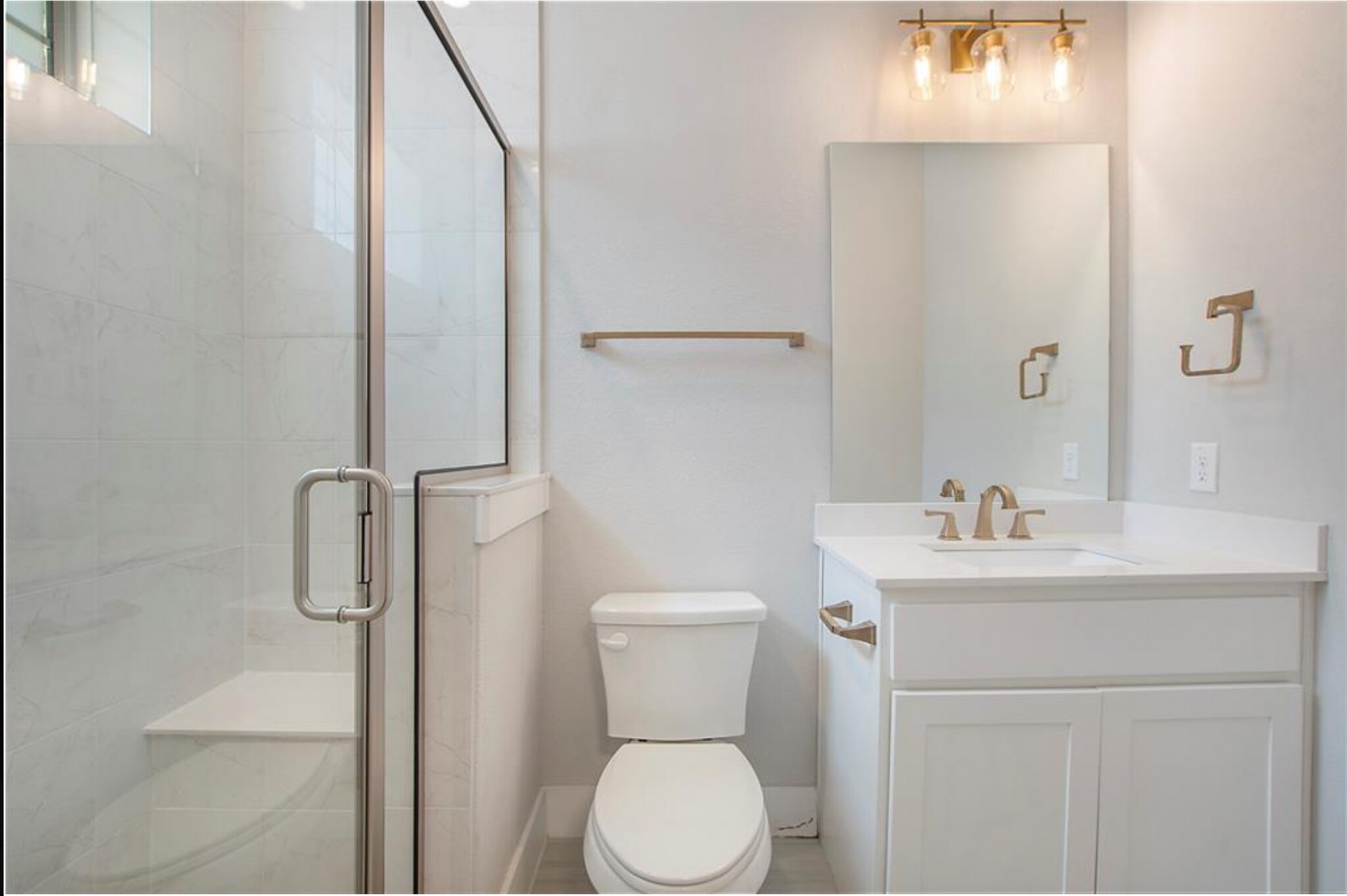 Building Photo - 1005 Cavour Pl