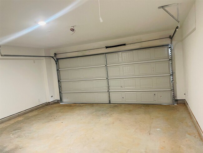 Building Photo - 19507 Oliveto Ct.