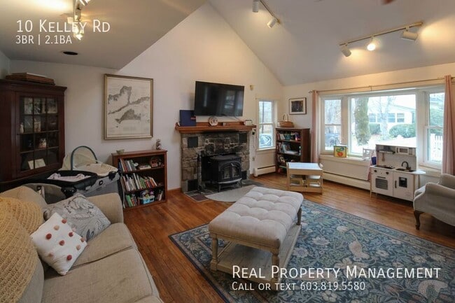 Building Photo - 10 Kelley Rd