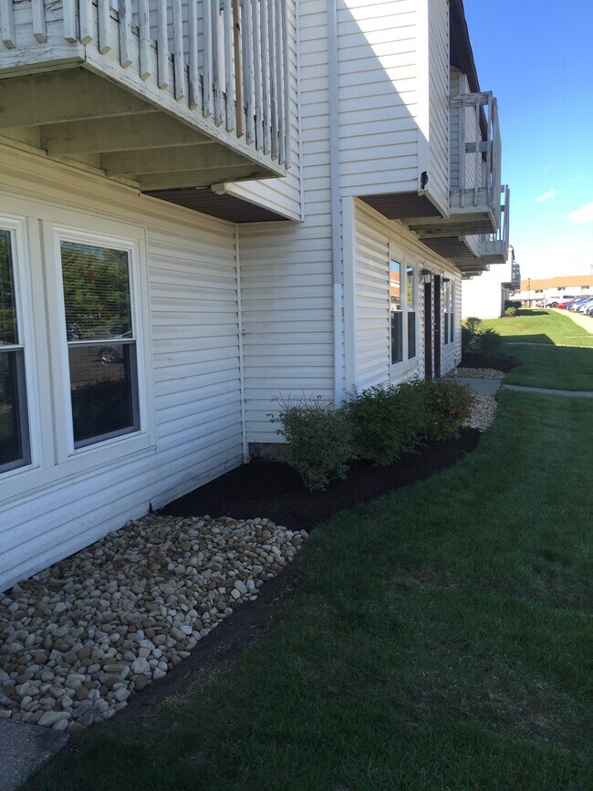 Front View - 1549 Whitehall Blvd