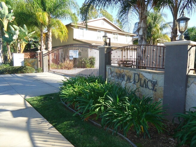 Building Photo - GORGEOUS TOWNHOME 3 BR, 2.5 BA, 2 CAR GARAGE