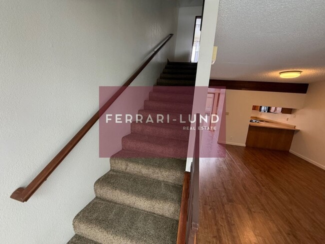 Building Photo - ?? 2 Bed / 1.5 Bath Townhome – Central Sparks Near Baring Blvd - Kay DeAlba Property!! ??