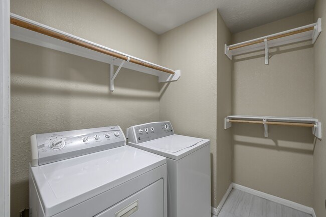 Building Photo - 3626 Garrison Run Dr
