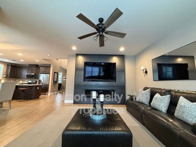 Building Photo - 3325 Show Jumper Ln