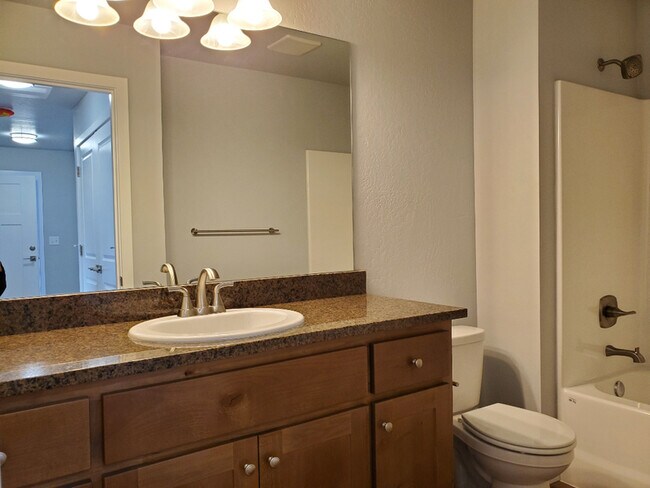 Building Photo - 224 Cheryl Ln