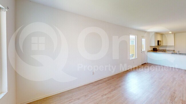 Building Photo - 1117 Desert Willow Dr