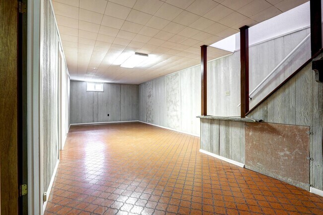 Building Photo - Lakewood! Walk to Belmar Town Center 3 bed...