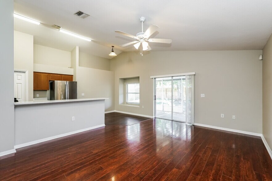 Building Photo - 3807 Lockridge Dr