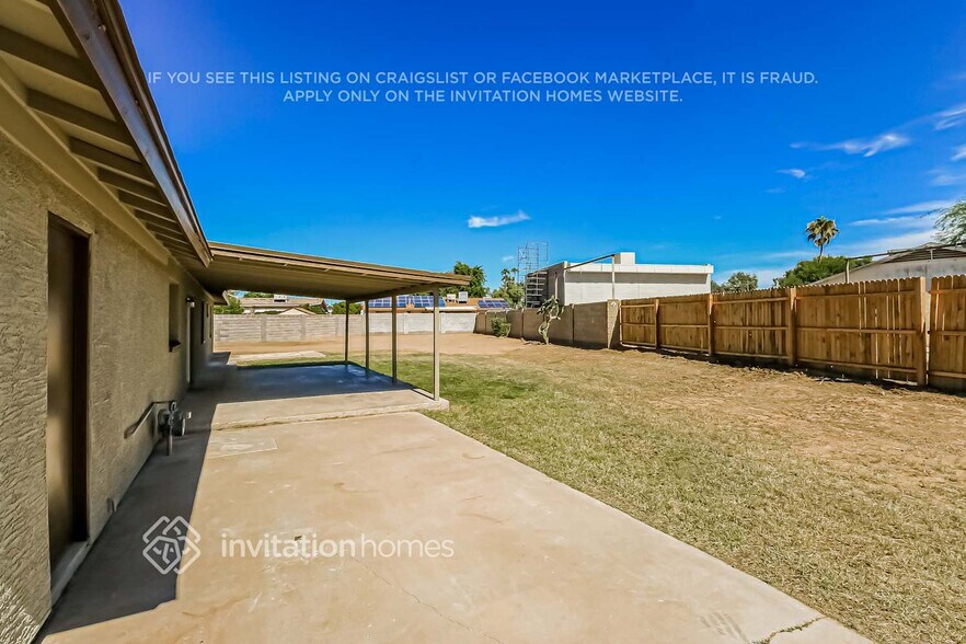 Building Photo - 18045 N 20th Dr