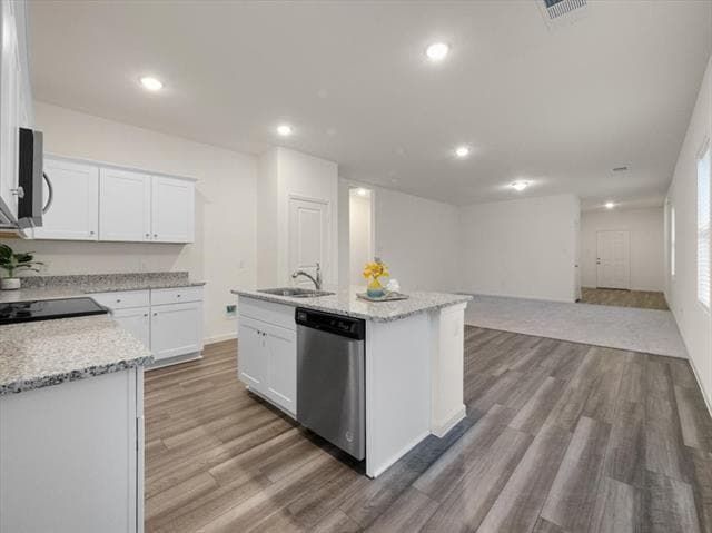 Building Photo - 617 Delaware Ave