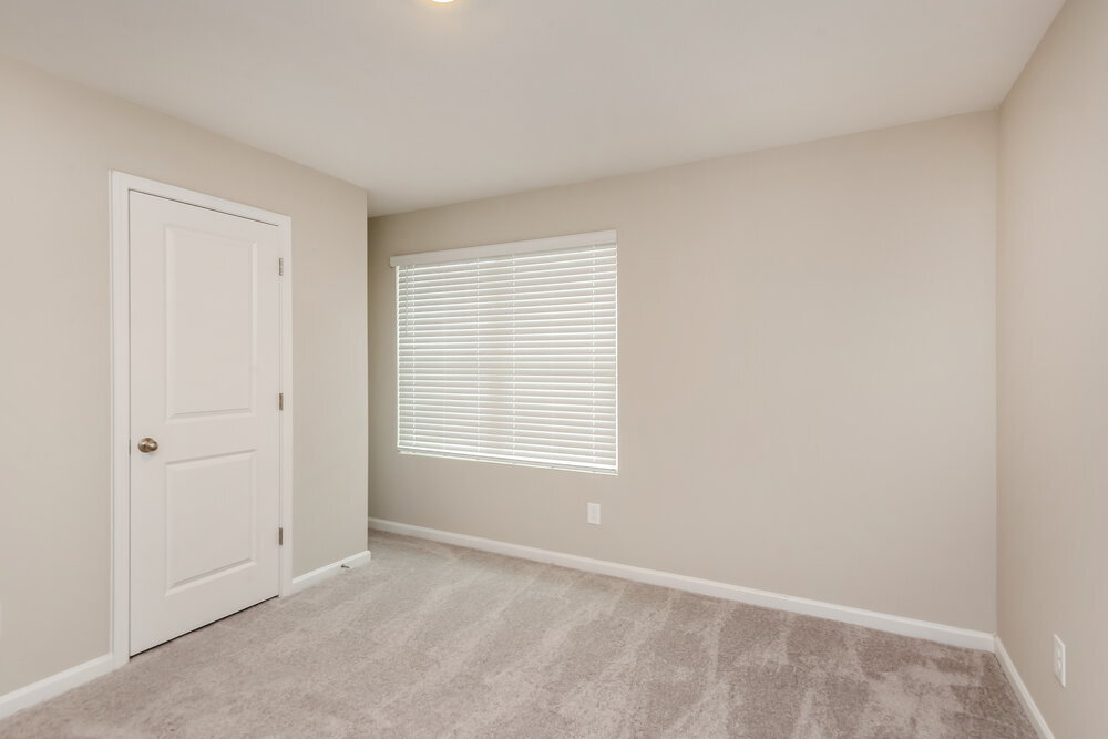 Building Photo - 99 Hyde Park