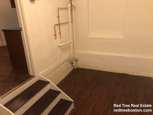 Building Photo - 1193 Boylston St