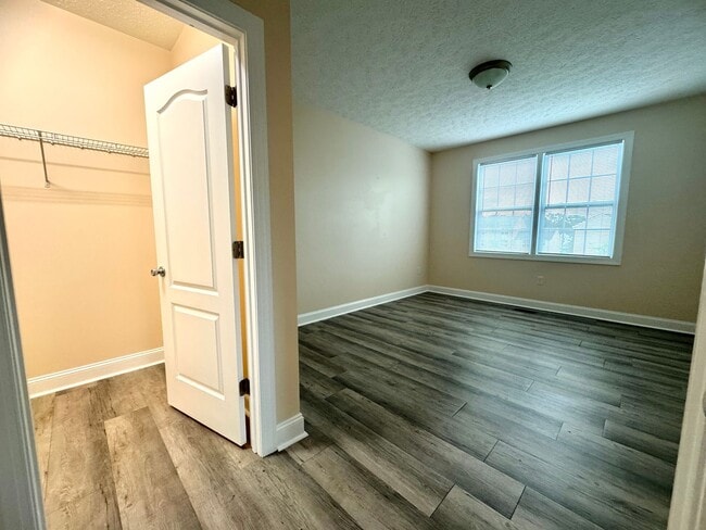 Building Photo - More units and move-in options available.