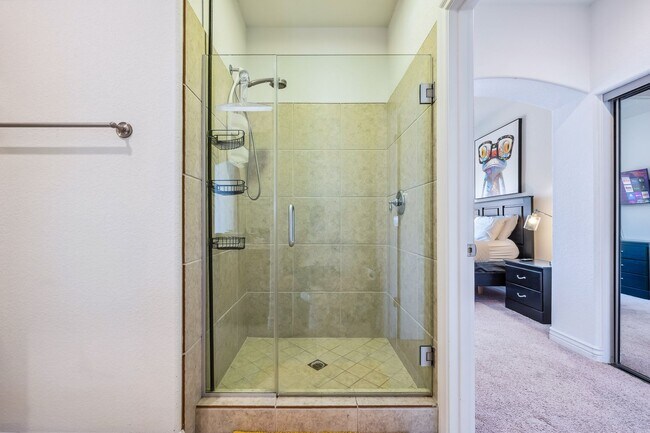 Building Photo - 3 BR + Bonus, Fully furnished, Includes Ut...