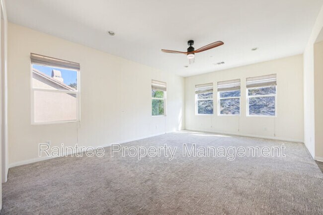 Building Photo - 1735 Avenida Regina