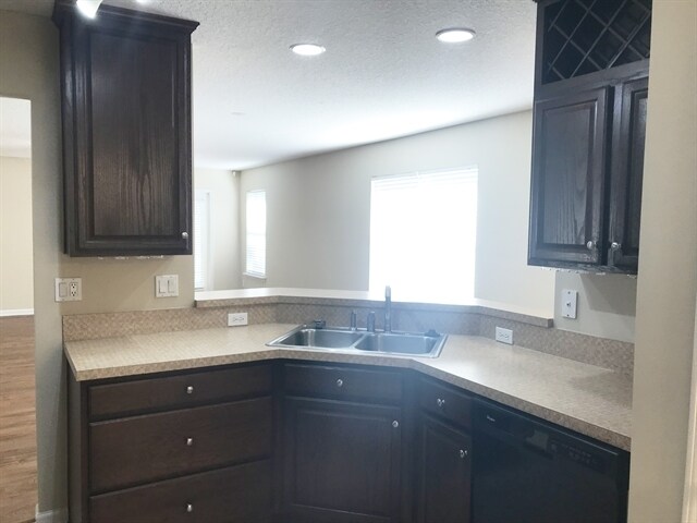 Building Photo - 3699 Silver Bluff Blvd