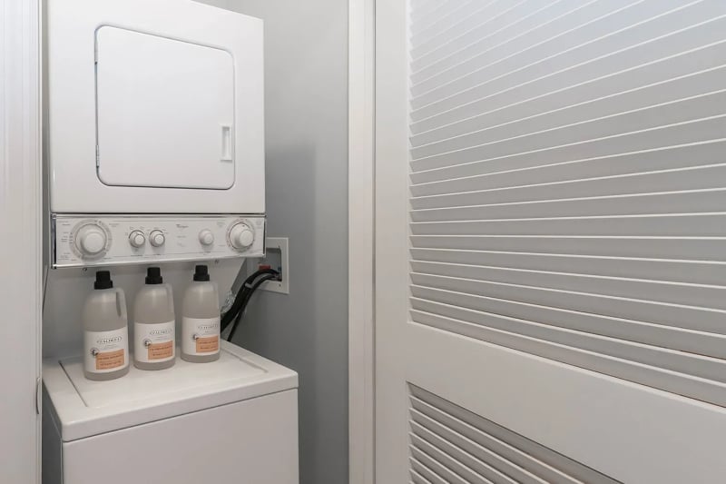 Building Photo - 399 N Desplaines St