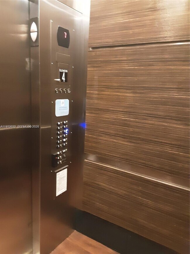 Building Photo - 140 S Dixie Hwy