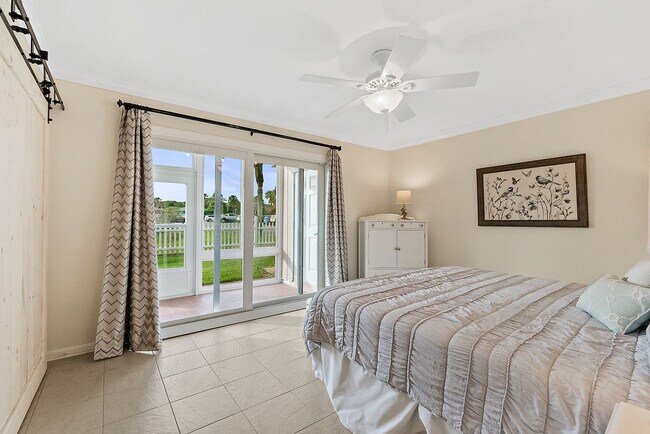 Building Photo - 11 Oceanside Dr