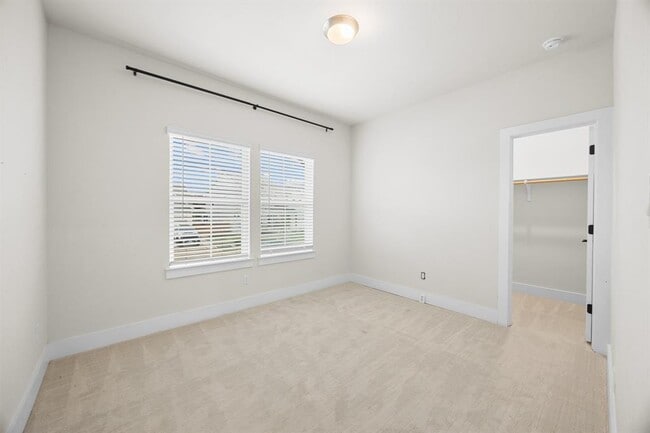 Building Photo - 997 Sage Thrasher Cir