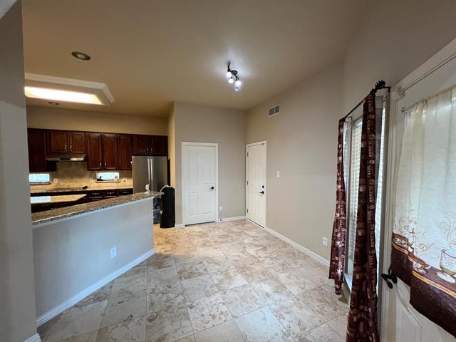 Building Photo - 311 Cordova Dr